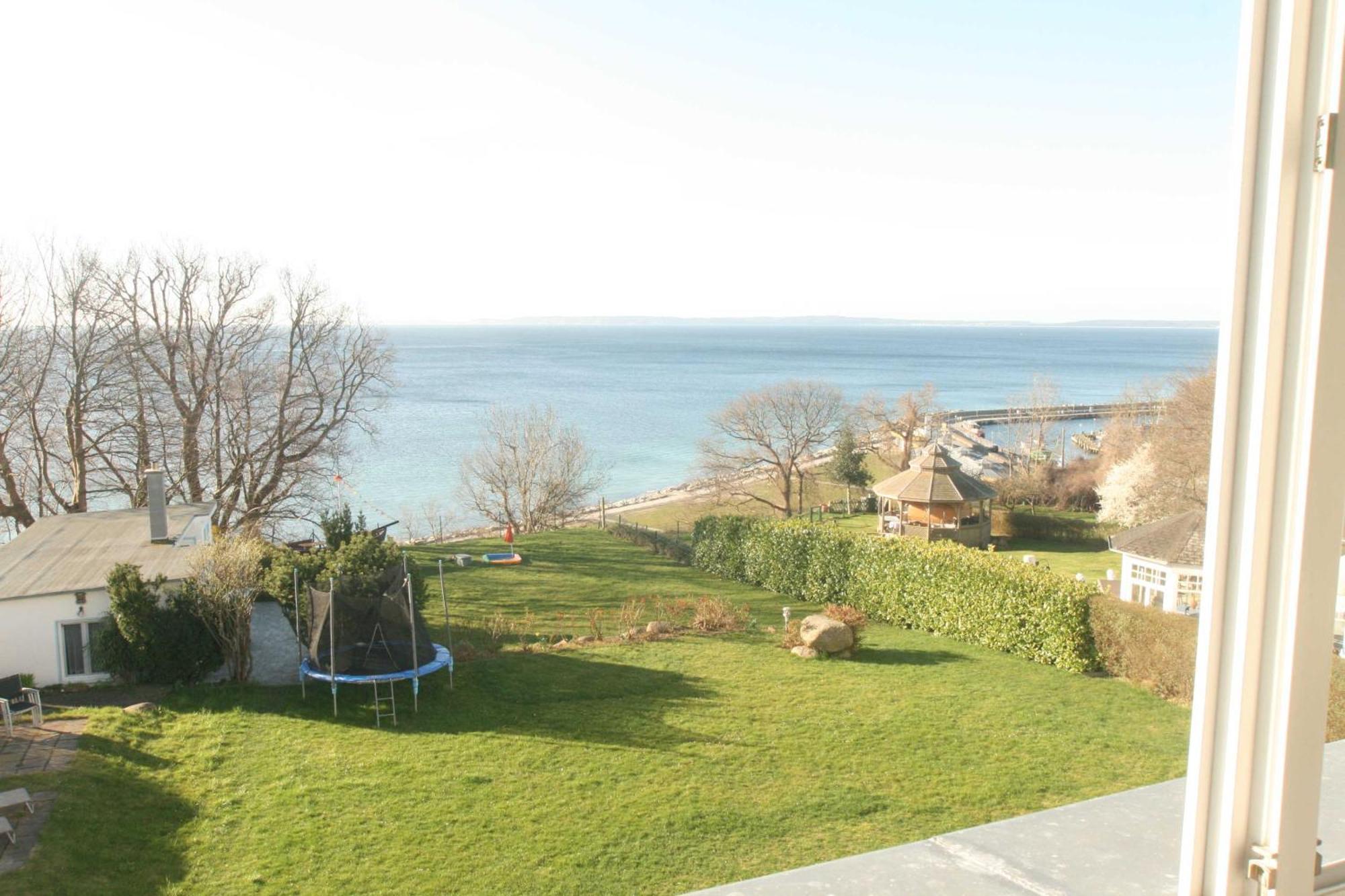 Villa Feodora - Das Haus Mit Dem Einzigartigen Seeblick 사스니츠 외부 사진